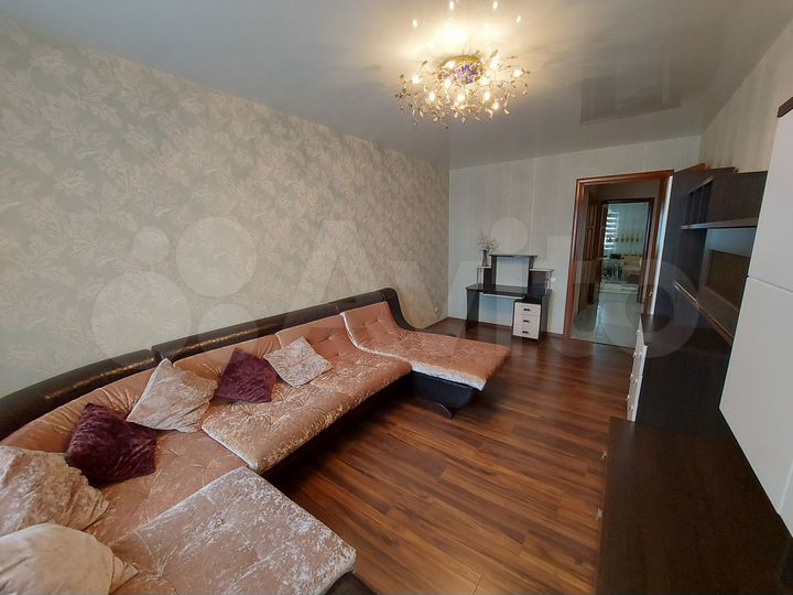 3-к. квартира, 94 м², 5/10 эт.