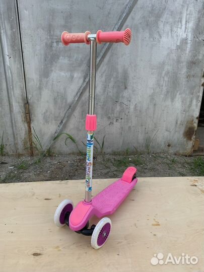 Самокат детский от самых маленьких