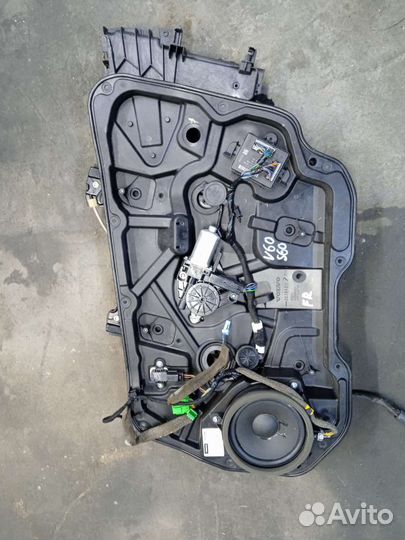 Стеклоподъёмник передний Вольво В60 С60