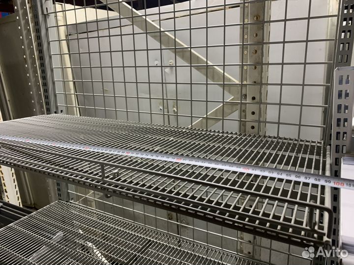 Стеллаж торговый пристенный сетчатый 1000х500х1900