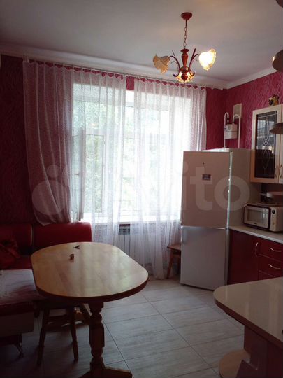 2-к. квартира, 57 м², 4/4 эт.