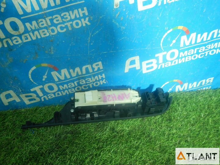 Блок управления стеклами передний правый toyota AL