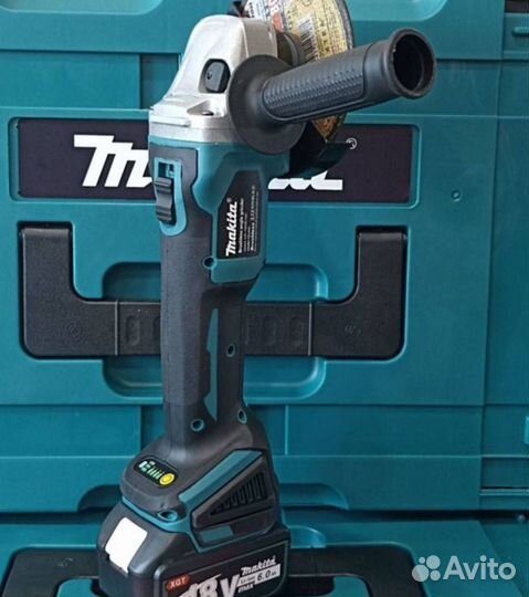 Профессиональный набор Makita 5 в 1 (Арт.61068)