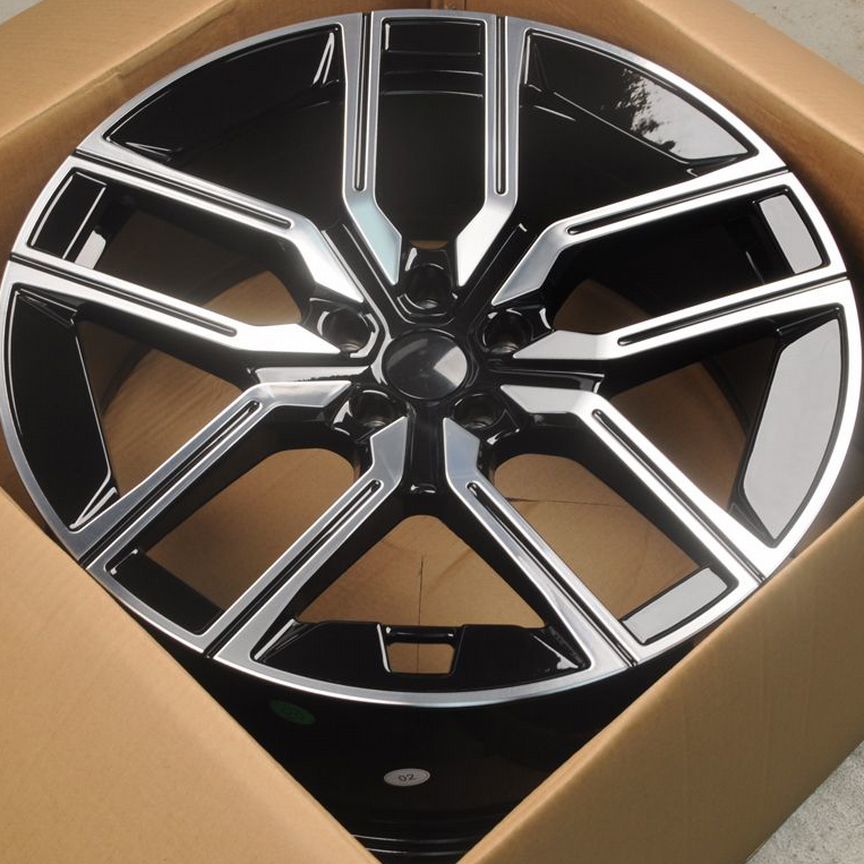 Диски на BMW-7 (G), BMW-5 (G), BMW X3 (G), BMW X4 (G) KoKo Kuture 5619 8.5x20/5x112 D66.6 ET25 BKF л