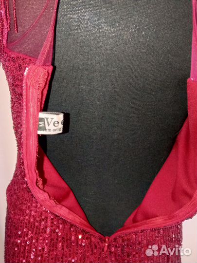 Нарядное платье 46(М)