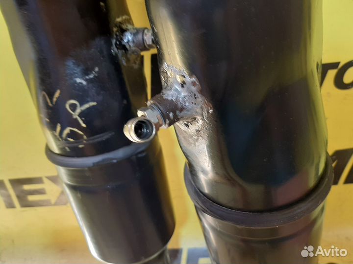 Стойки подвески задние Toyota Crown UZS186