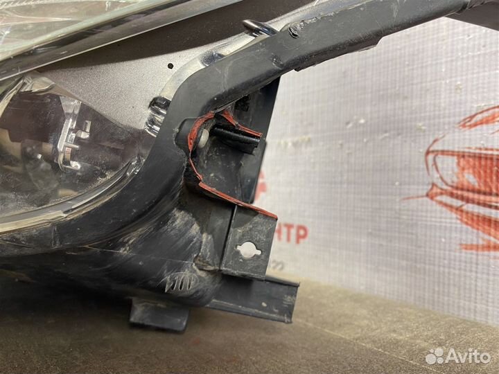 Фара левая Toyota Camry V50 2011-2014 Галогенная