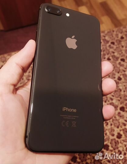iPhone 8 Plus, 64 ГБ