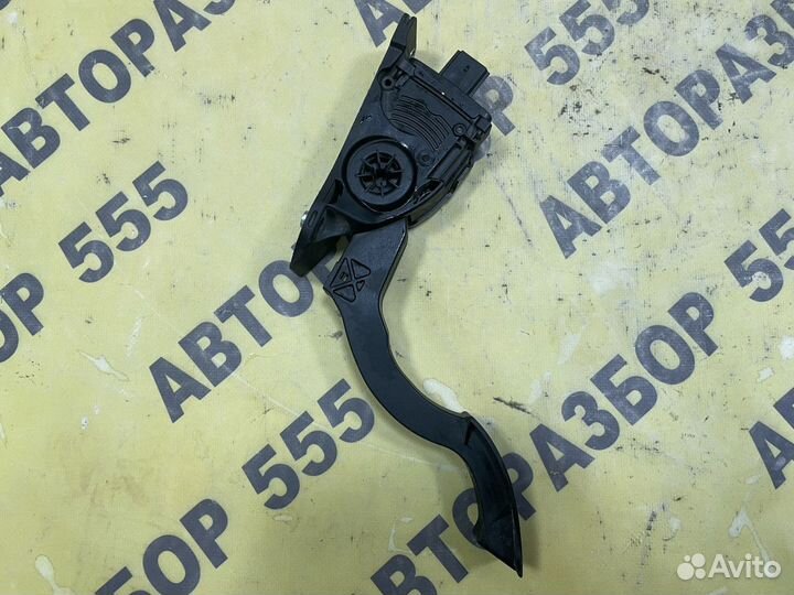 Педаль газа Mazda 3 BL