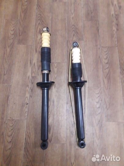 К-т задних амортизаторов Форд Эскорт/ Ford Escort