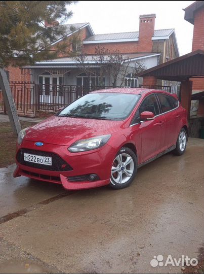 Клыки на перед Mountune для Ford Focus 3 ST 13-14