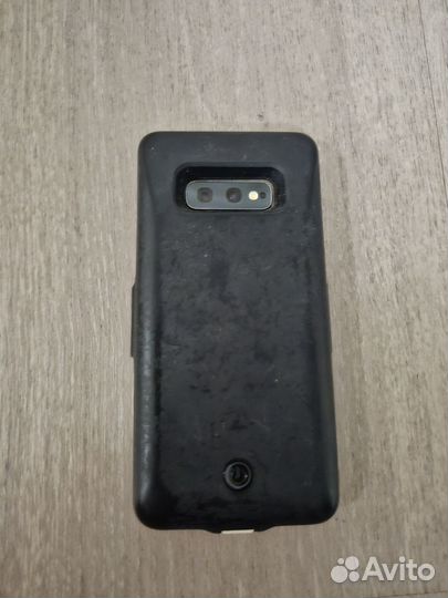 Смартфон samsung galaxy s10e