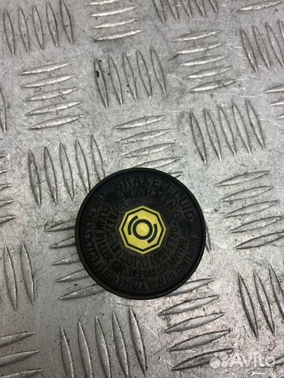 Крышка бачка тормозной жидкости Toyota Camry V40