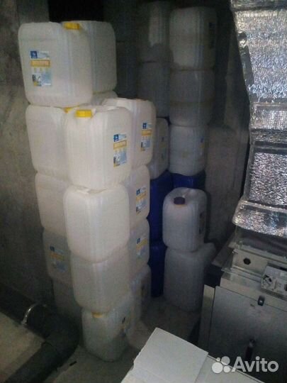 Канистры пластик