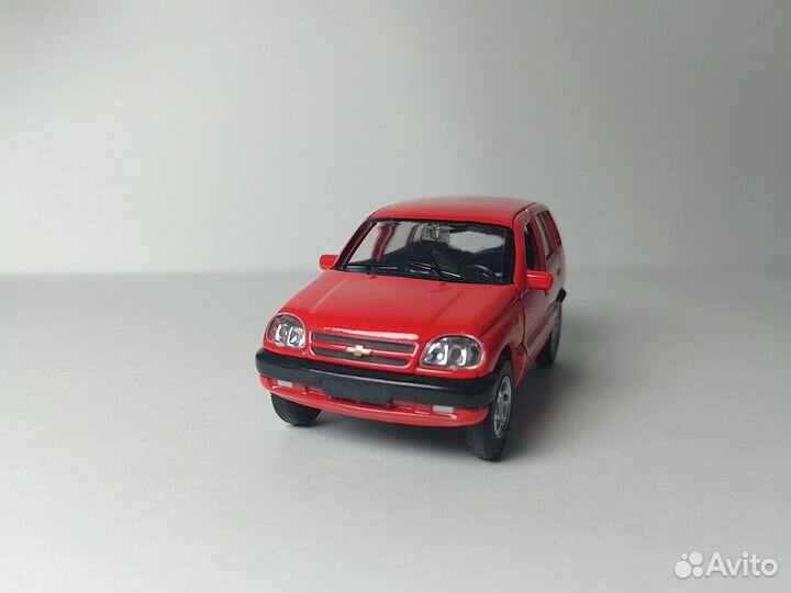 Niva-Chevrolet Welly 1:36