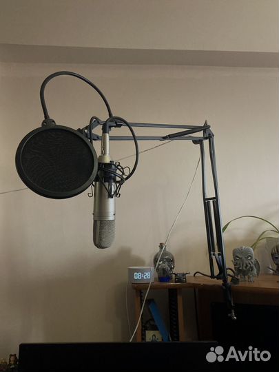 Студийный микрофон behringer b-2 pro и зв. карта