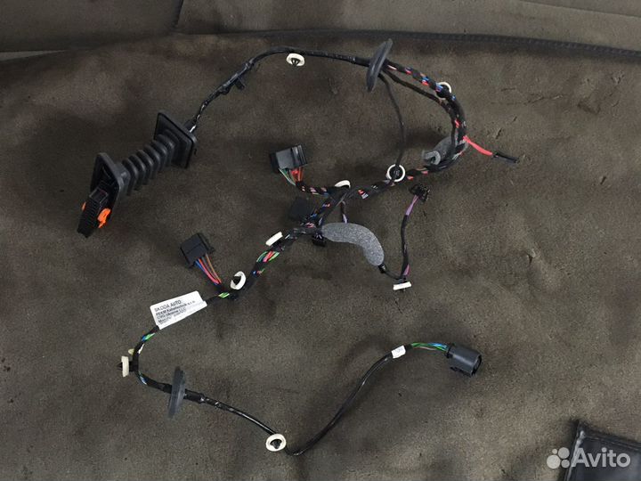 Жгут проводов двери