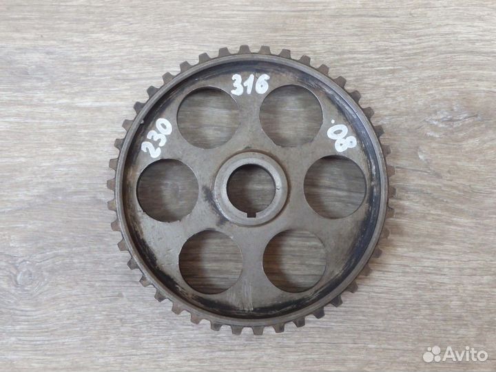 Шестерня (шкив) распредвала 2108