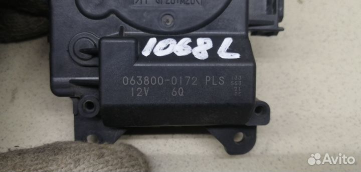 Моторчик заслонки отопителя Land Cruiser (150) -Pr