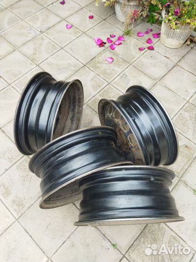 Стальные диски r16