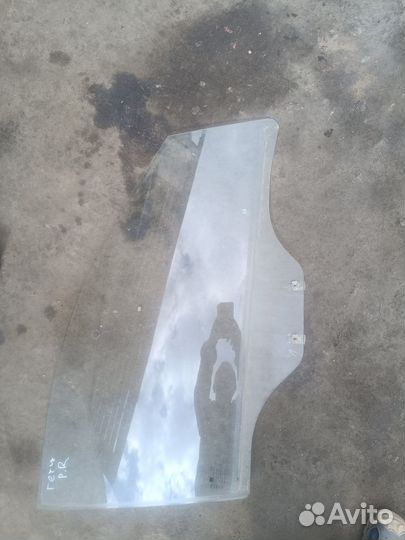 Стекло передний правой двери Hyundai Getz