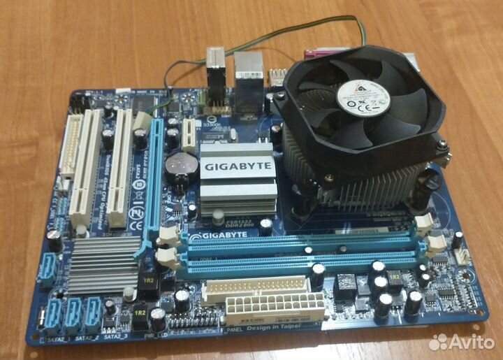 Материнская плата