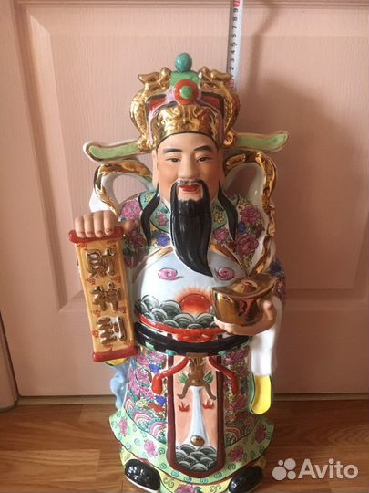 Китайская статуэтка