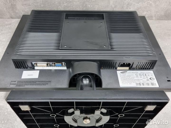 Монитор Samsung S19C200N 18.5