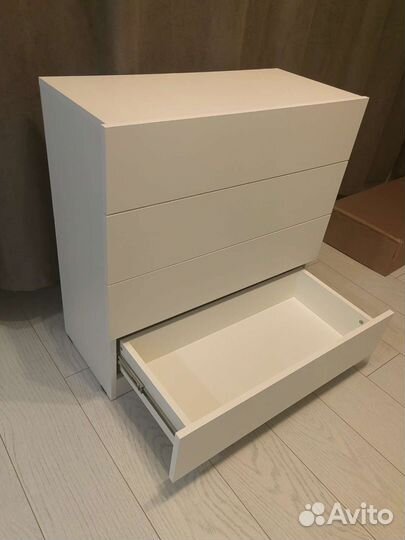 Комод белый