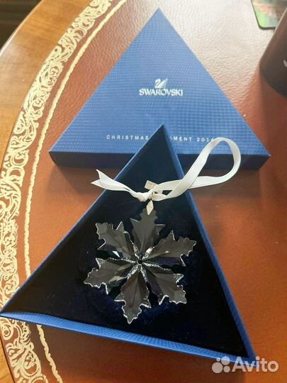 Swarovski украшение