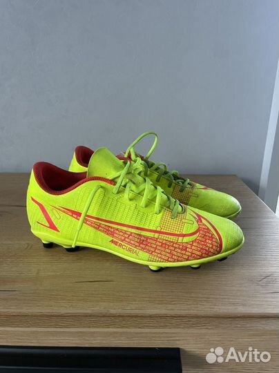 Футбольные бутсы nike 42 размер