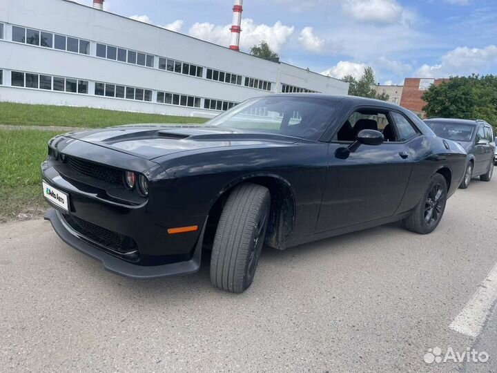 Dodge Challenger 3.6 AT, 2020, 27 500 км