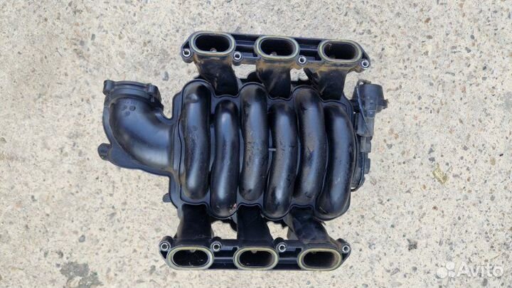 Коллектор впускной Audi A6 C6 2008