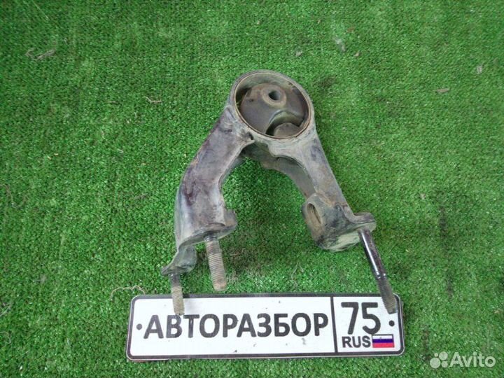 Подушка двигателя задняя Toyota Ipsum ACM21W 2azfe