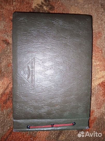 Альбом с фотографиями артистов