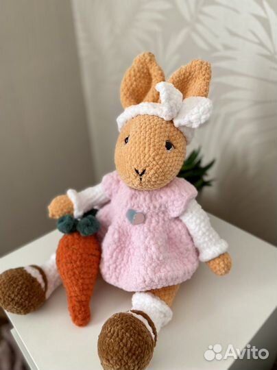 Мягкая игрушка заяц