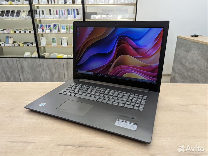 Ноутбук Lenovo 17.3/intel Gold+12gb/SSD