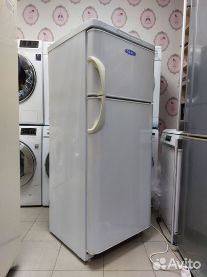 Холодильник Бирюса 140х60х60