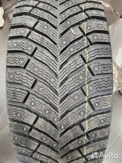 Michelin X-Ice North 4 SUV 235/55 R19 105