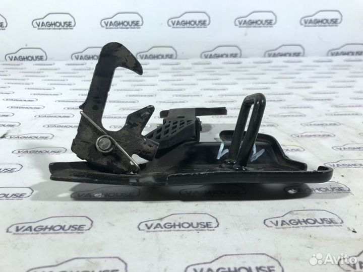 Замок капота Audi A6 C6 3.2 BYU 2007