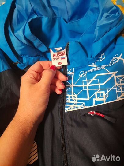 Спортивный костюм для мальчика 140