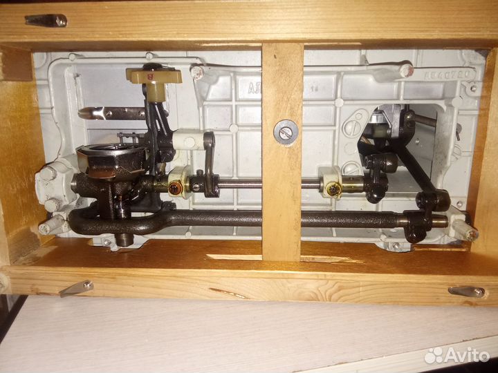 Швейная машина Чайка 132м