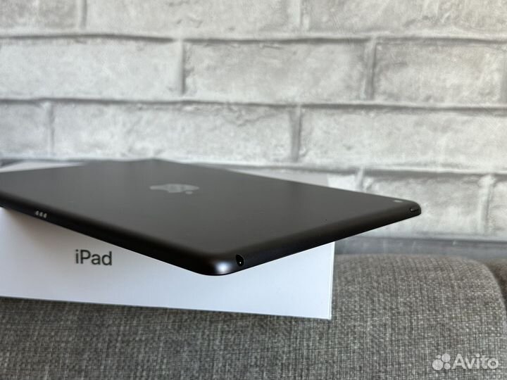 iPad 9 64 gb (На гарантии, АКБ 100%)