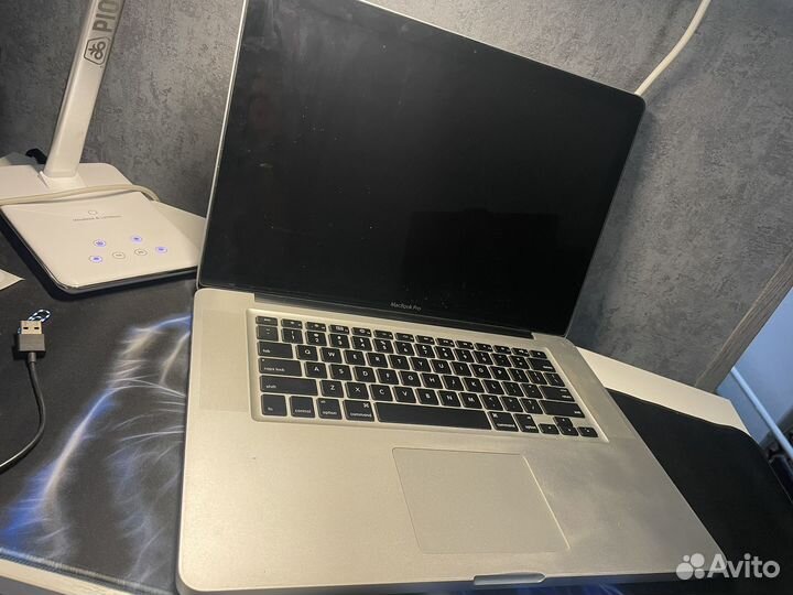 Apple macbook pro