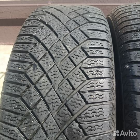 Continental ContiVikingContact 7 215/65 R17