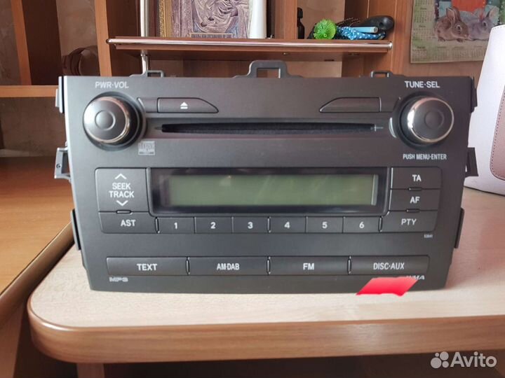 Штатная манитола на тоета карола Е 150