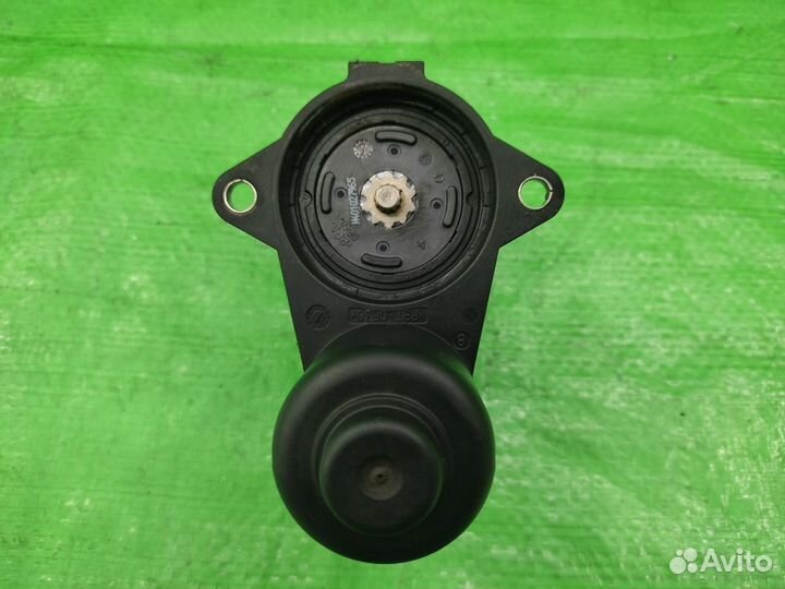 Мотор стояночного тормоза VW Tiguan / Passat / Q3