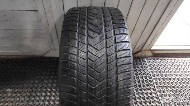 Pirelli Scorpion Winter 295/40 R21 111V