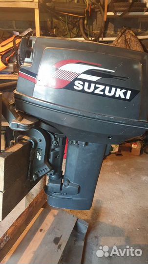 Лодочный мотор Suzuki 40