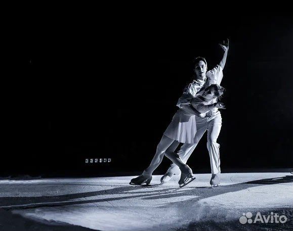 Тренер по фигурному катанию